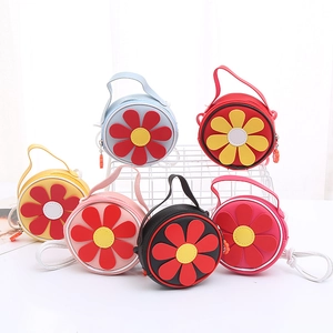 Mini borse a tracolla rotonde con girasole per bambini in sei colori in pelle sintetica