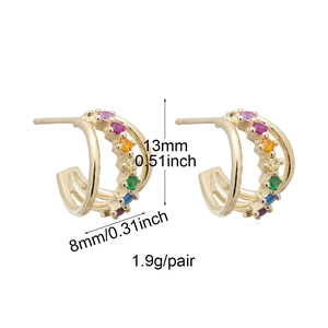 Detail of gold earrings with rainbow cubic zirconia and precise size measurements