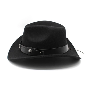 Chapeau de cowboy en laine noire avec bande de cuir ornée d'étoiles métalliques