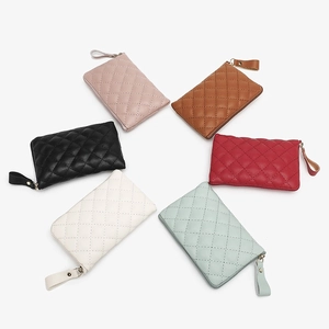 Minimalist quilted PU leather coin purses set with wristlets in six vibrant colors