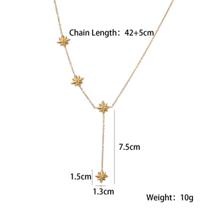 Detailed size parameters of 18K gold star pendant necklace showing 42+5cm chain length