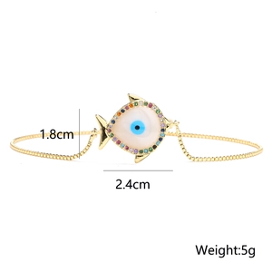 Detail of fish evil eye bracelet with dimensions 2.4cm by 1.8cm and 5g weight data