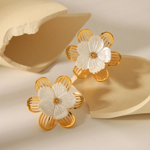 Elegant 18k gold plated stainless steel flower stud earrings with white petals and crystals