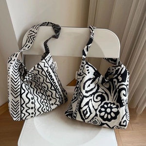 Bohemian Paisley Printed Linen Underarm Shoulder Bag Women Ethnic Style Lightweight Cotton Canvas Small Tote
