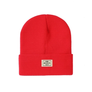 Red knit beanie with Brooklyn N°86 patch, warm winter ribbed hat for men and women