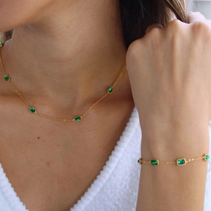 Luxurious gold titanium steel necklace and bracelet set with square emerald zircon stones