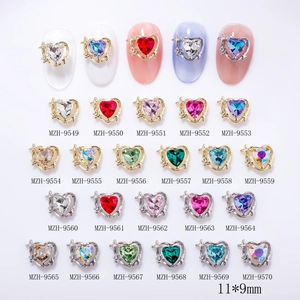 Breloques Pour Ongles En Cœur Alliage Strass Zircon Décorations Kawaii Doux DIY Accessoires De Manucure Pour Femmes