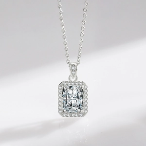 925 silver necklace with square cubic zirconia pendant and halo stones on O-chain