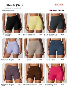 Griglia a nove riquadri con pantaloncini da yoga a vita alta in vari colori vivaci