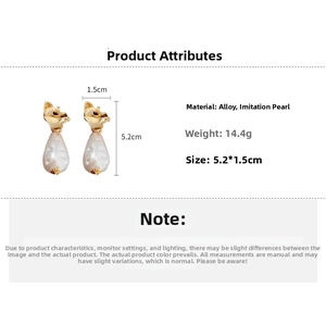 Detail view of pearl earrings with dimensions 5.2cm x 1.5cm and weight 14.4g specification