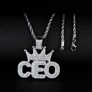Collana con Pendente Lettera CEO Corona Hip Hop con Strass Iced Out Pendente in Lega per Uomo Donna Gioielli Streetwear