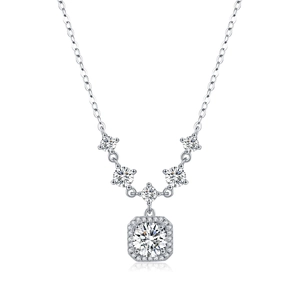 Luxurious S925 sterling silver necklace with a 1-carat square moissanite halo pendant