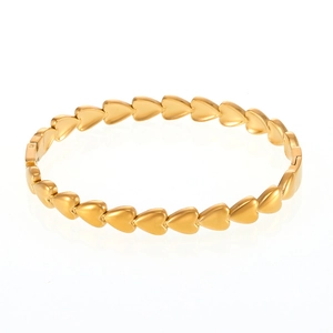 Matte 18K gold plated stainless steel heart link bracelet for women with side hinge