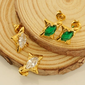 Minimalist 18k gold plated star earrings with emerald and clear marquise zircons