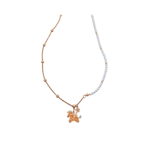 Asymmetrische 18k vergoldete Halskette mit Perlen, Roségold-Perlen und Einhorn-Anhänger