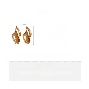 Irregular gold flame earrings size chart with alloy material and weight details