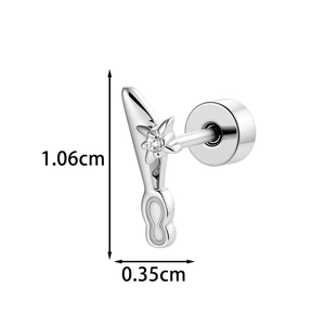 Star-shaped cartilage stud earring with cubic zirconia inlay in silver finish