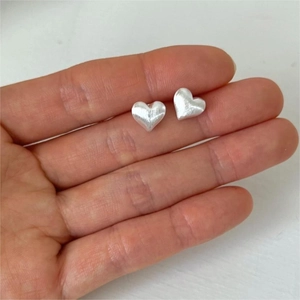 Heart Stud Earrings 925 Sterling Silver Matte Brushed Finish Minimalist Elegant Fashion Jewelry For Women