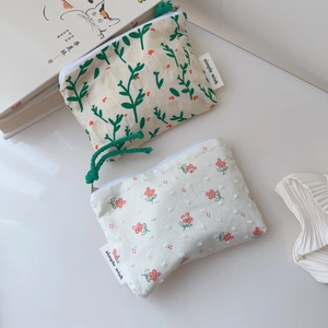Floral cotton mini pouches with zipper in Japanese style for small storage