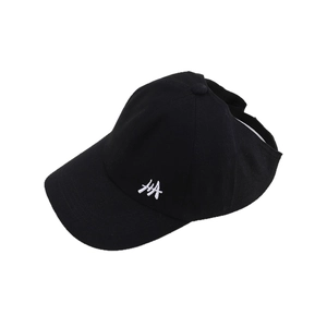 Casquette de baseball noire enfant avec broderie HA et ouverture pour queue de cheval