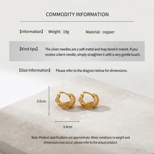 Detailed dimensions of hollow geometric gold earrings with weight and size specifications