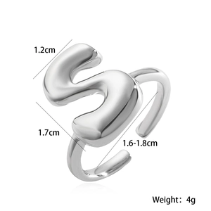 Detail showing dimensions and 4g weight of silver plated adjustable letter ring