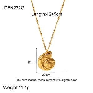 Detailed size parameters of 18k gold plated stainless steel nautilus pendant necklace
