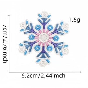 Detailed size chart showing snowflake embroidery patch dimensions 7x6.2cm and 1.6g weight