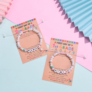 Coffret de bracelets perles MAMA et MINI avec cordon réglable sur carte cadeau