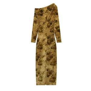 Robe élégante asymétrique à manches longues avec motif floral vintage floqué marron et vert