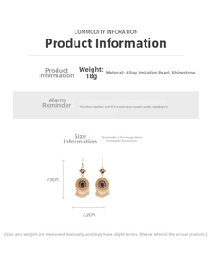 Détail des boucles d'oreilles perles et strass avec mesures de taille précises