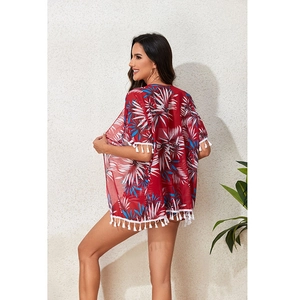 Ensemble bikini 3 pièces à imprimé tropical rouge avec cache-maillot à fleurs et franges