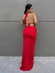 Elegante abito lungo rosso sexy con scollo all'americana e schiena scoperta da festa