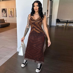 Robe Longue Sexy Femme Col En V Dos Nu Imprimé Géométrique Mesh Camisole Coupe Ajustée Sans Manches Été Soirée