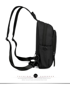 Casual nylon borsttas multifunctionele rugzak waterdichte schoudertas zijaanzicht