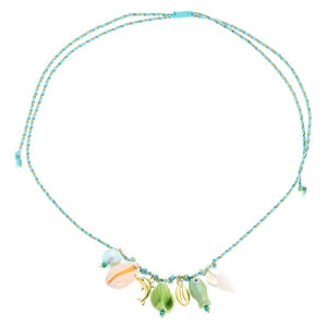 Collana bohémien con cordino colorato, conchiglie naturali e ciondolo pesce in ceramica