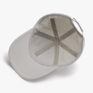 Men's light grey quick-dry baseball cap with breathable mesh and adjustable strap