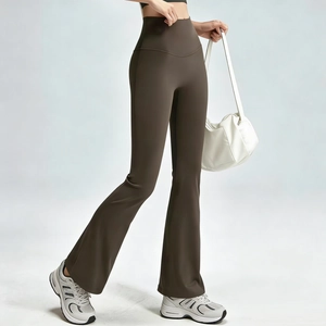 Bruine flare yoga legging met hoge taille en corrigerend effect voor dames sporten