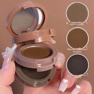 Vue détaillée de la palette sourcils à 3 niveaux avec miroir et nuances brunes