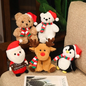 Set di peluche natalizi con Babbo Natale, renna e pinguino con sciarpe festive