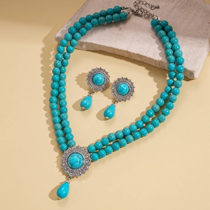 Bohemian jewelry set with turquoise beads, layered necklace and matching earrings