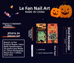 Dettaglio del set di unghie finte per Halloween con 24 pezzi e colla adesiva inclusa