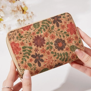 Vintage floral cork wallet for women with high-capacity design and gold zipper