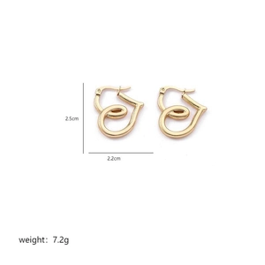 Detailed view of gold irregular irregular earrings with dimensions 2.5cm by 2.2cm