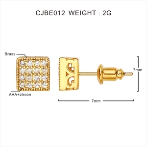 Macro view of 7mm brass cube stud earring with AAA zircon and product dimensions