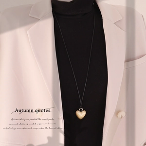 Frosted Heart Pendant Necklace Long Adjustable Black Cord Alloy Sweater Chain Minimalist Fashion Jewelry For Women