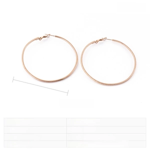 60mm Roségoldene gestreifte Edelstahl-Creolen mit 2mm Dicke und einem Gewicht von 8g