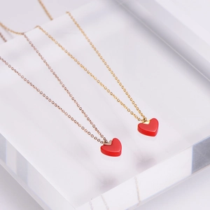 Stainless Steel Heart Pendant Necklace For Women Red Enamel Charm 18K Gold Plated Elegant Minimalist Clavicle Chain Jewelry
