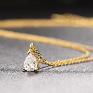 Elegant Pear Cut Zirconia Pendant Necklace For Women Copper Gold Plated Simple Teardrop Charm Necklace Fashion Jewelry Gift