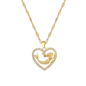 Luxurious mermaid heart necklace in gold plating with crystal rhinestones on a flat chain